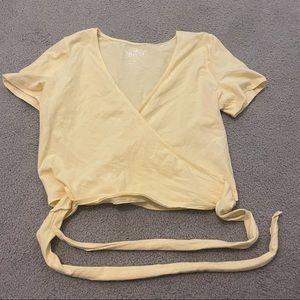 Hollister tie up top